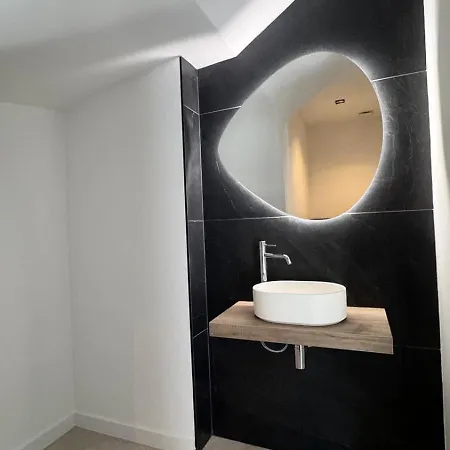 Beautiful Luxury With Pool In *